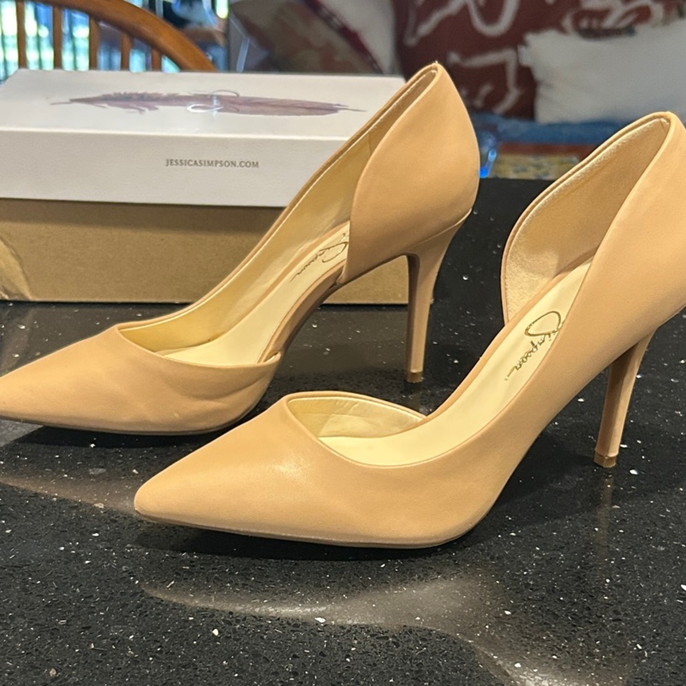 Jessica Simpson Nude Heels